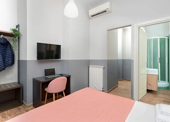 Casa de hóspedes Piazza Bologna Comfort 4*